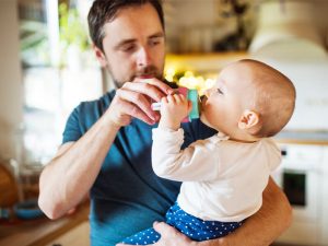 6 dicas para amenizar o calor do bebê durante o verão